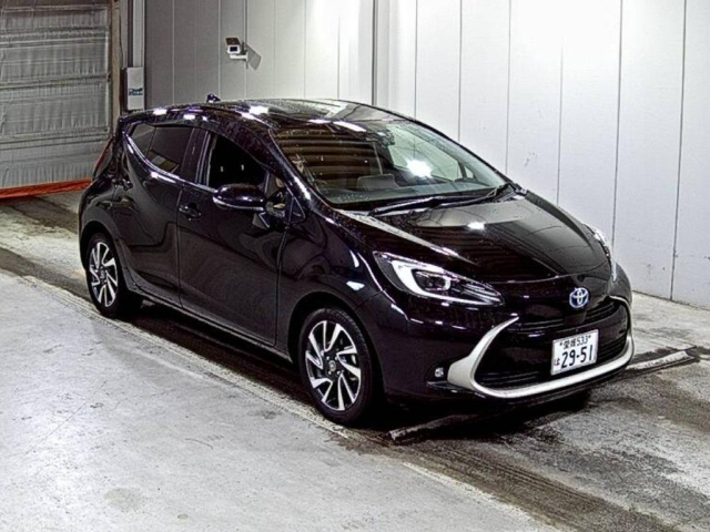 TOYOTA AQUA 2022