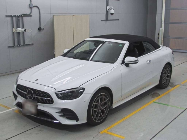 MERCEDES BENZ E CLASS 2022
