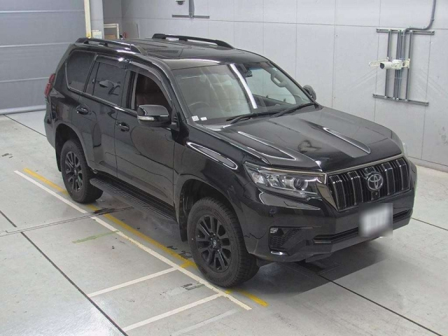 TOYOTA LAND CRUISER PRADO 2021