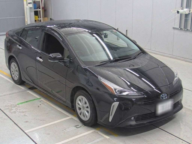 TOYOTA PRIUS 2021