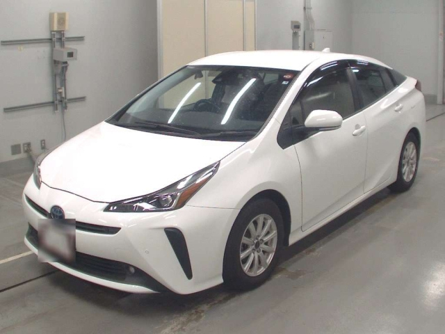TOYOTA PRIUS 2021