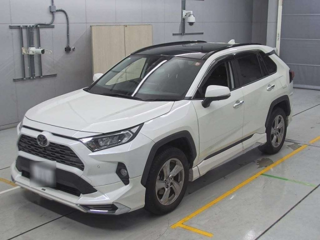 TOYOTA RAV4 2021