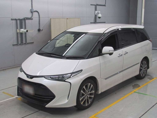 TOYOTA Estima 2016