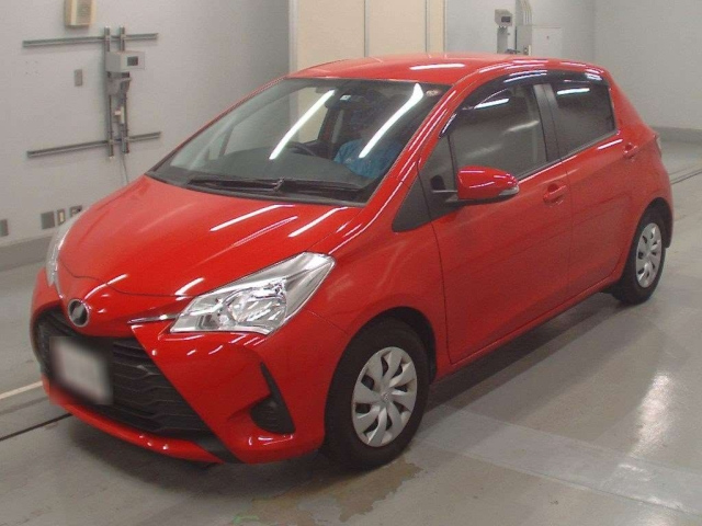 TOYOTA VITZ 2019
