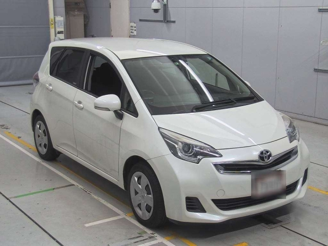 TOYOTA RACTIS 2016